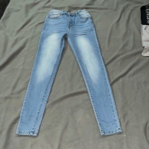 Light Washed Jeans
